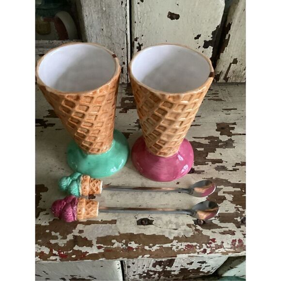 2 Vintage Lotus Ceramic Ice Cream Waffle Cones with Spoons Green Pink 6.5” T - Picture 4 of 7